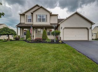 8750 Alizarin Ave, Cicero, NY 13039