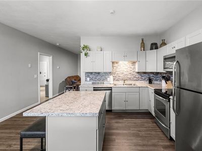 388 Vose St APT 2, Woonsocket, RI, 02895