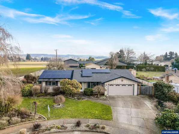 870 NE Pine St, Sublimity, OR 97385