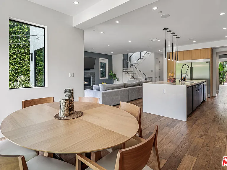 1037 Palms Blvd — Photo 18