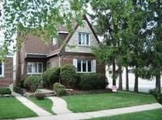 7140 35th St, Berwyn, IL 60402