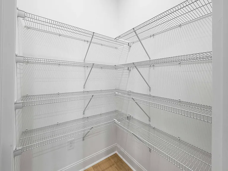Walk-in corner pantry