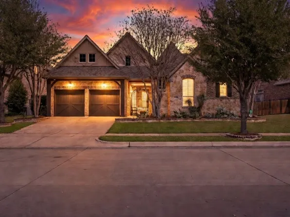 1125 Blue Lake Blvd, Arlington, TX 76005