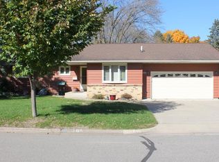 1986 Audrey Ave, Red Wing, MN 55066