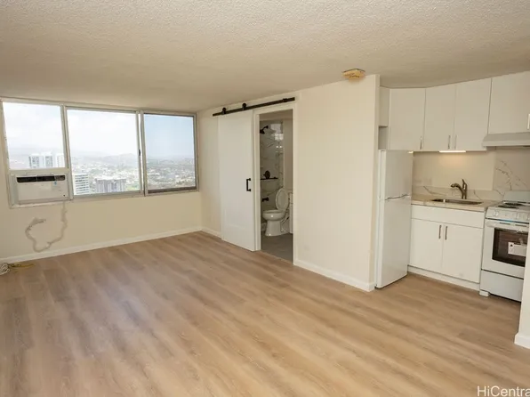 98-288 Kaonohi St APT 2904, Aiea, HI 96701
