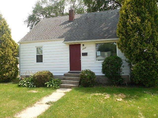 1st image of 3232 Liberty Dr