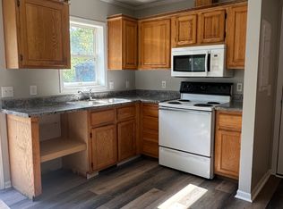 227 Elm St, Eminence, KY 40019