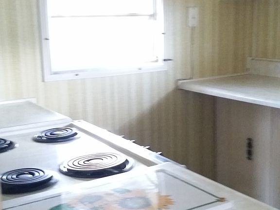 5th image of 112 Highland Dr