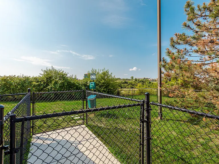 Villa Estates at Lenexa — Photo 24