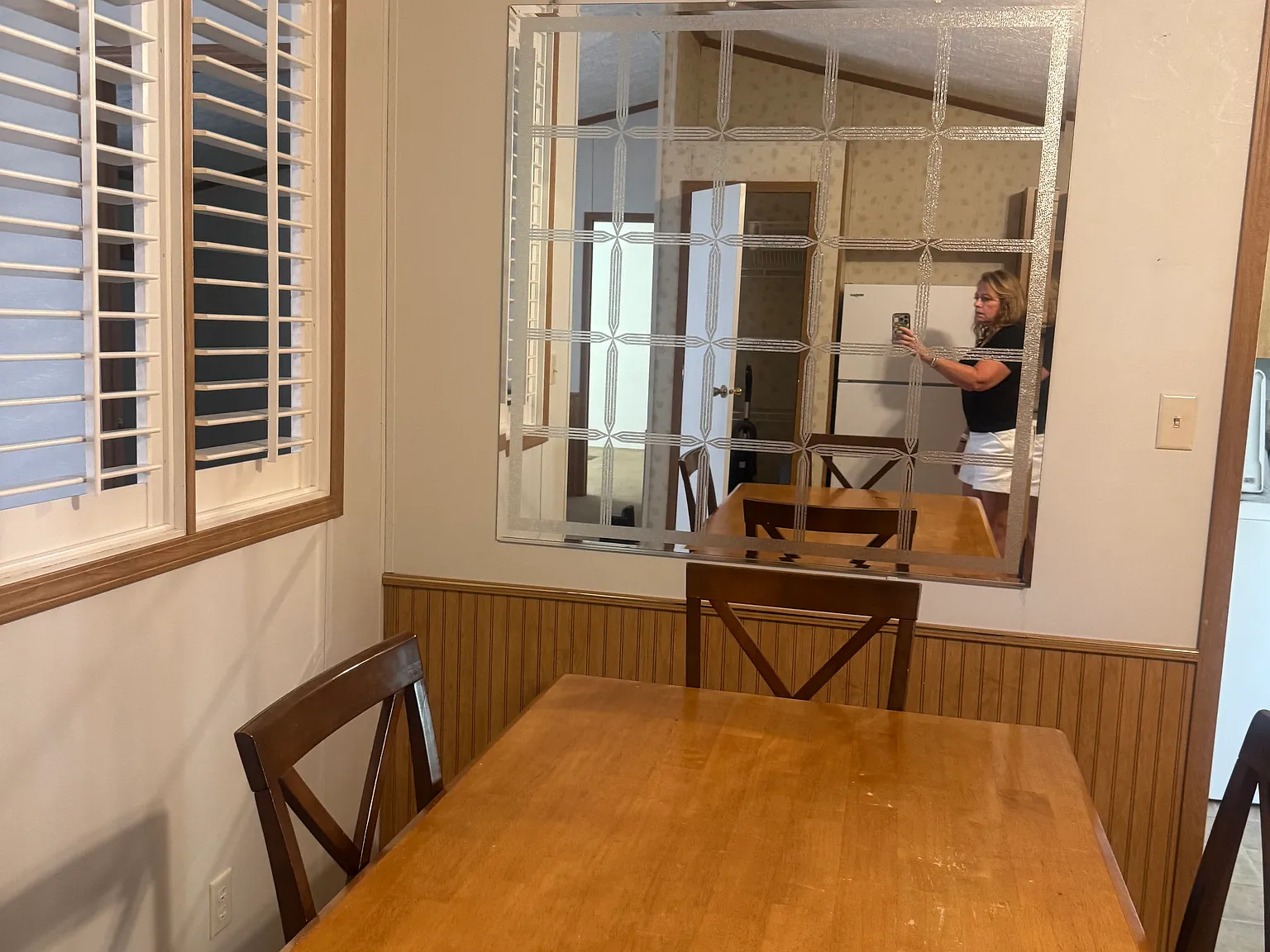3 bed, 1056 sqft, $1,300 — Photo 3