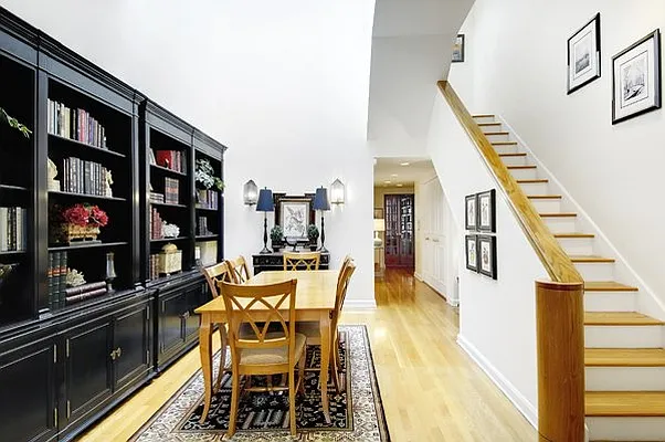 Sold by City Connections Realty | media 18