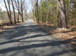 35 Simond Hill Rd, Hubbardston, MA 01452