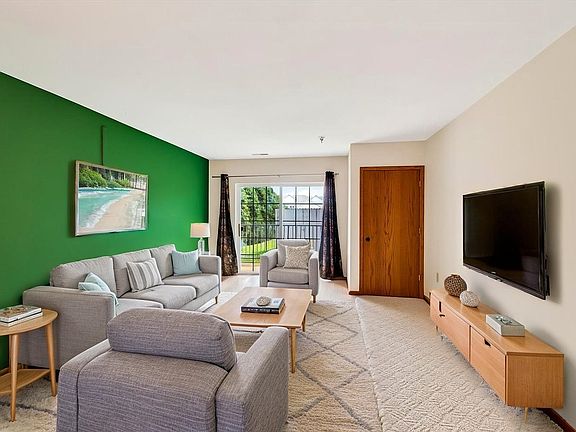 5th image of 2320 Jackson St Unit 102