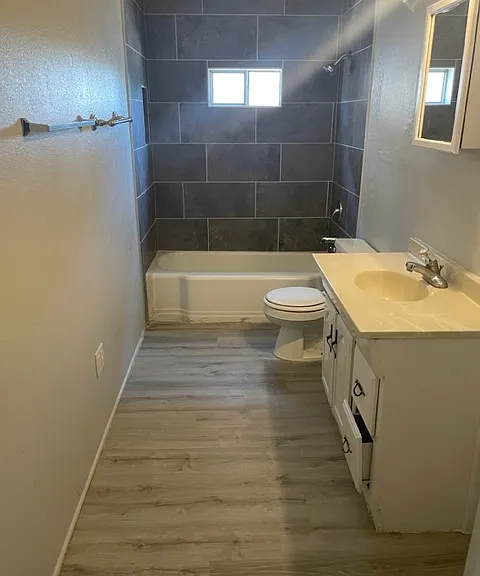 1626 Avenue Y #3 — Photo 2
