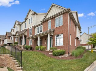 10621 Dani Ln, Orland Park, IL
