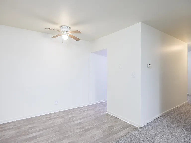 The Forum Apartments — Photo 9