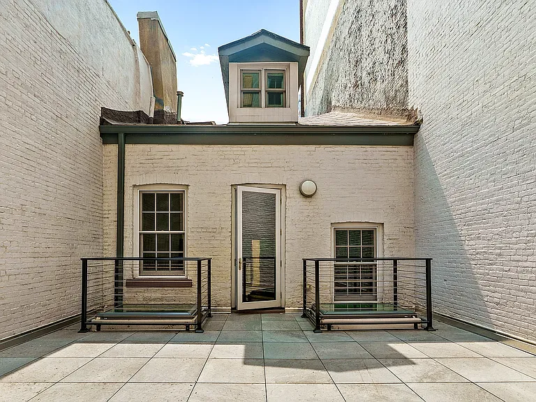 327 Canal St #2 — Photo 10