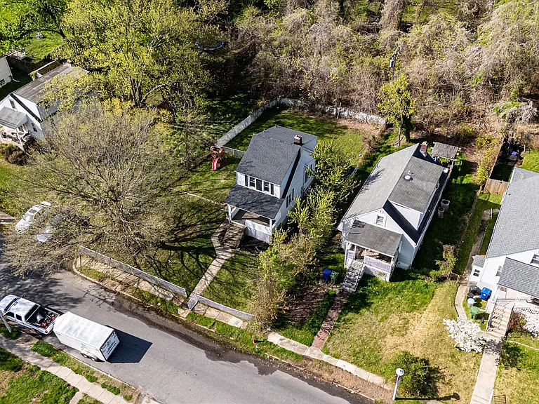 4517 Woodlea Ave — Photo 30