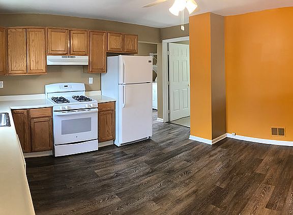 6 Cross Ave-Kitchen