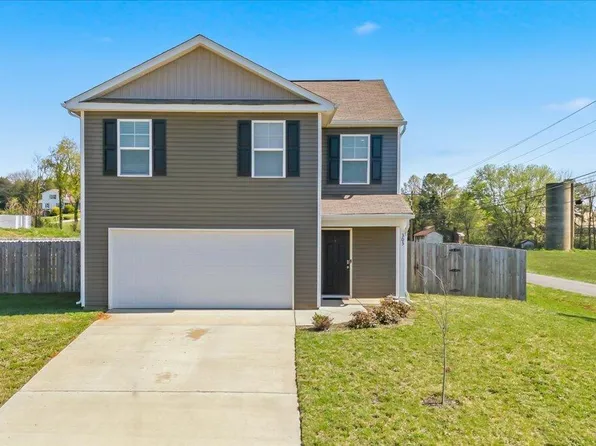 303 Everleigh Cir, Talbott, TN 37877