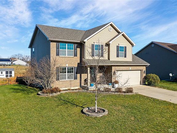 2nd image of 332 Deep Woods Ct