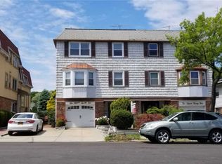 21521 15th Rd, Bayside, NY 11360