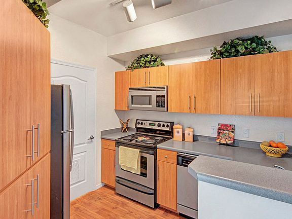 2nd image of 2506 W Dunlap Ave APT 453