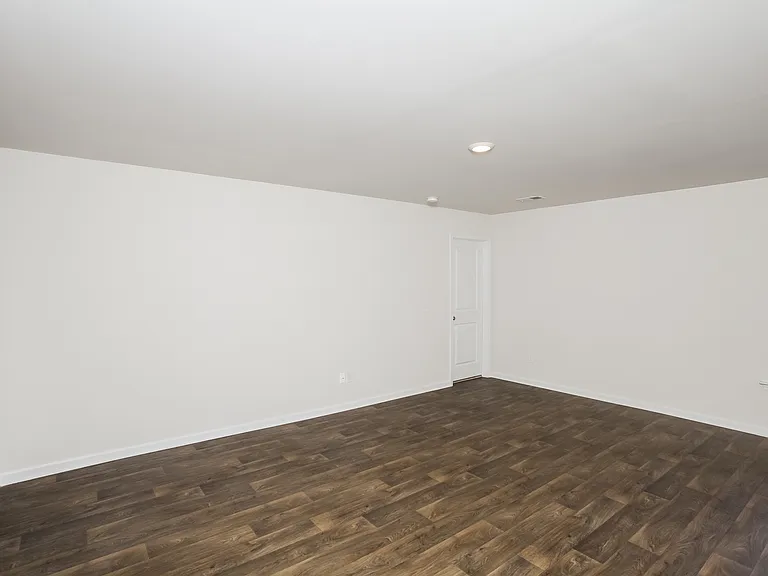 1312 Gardner St — Photo 3