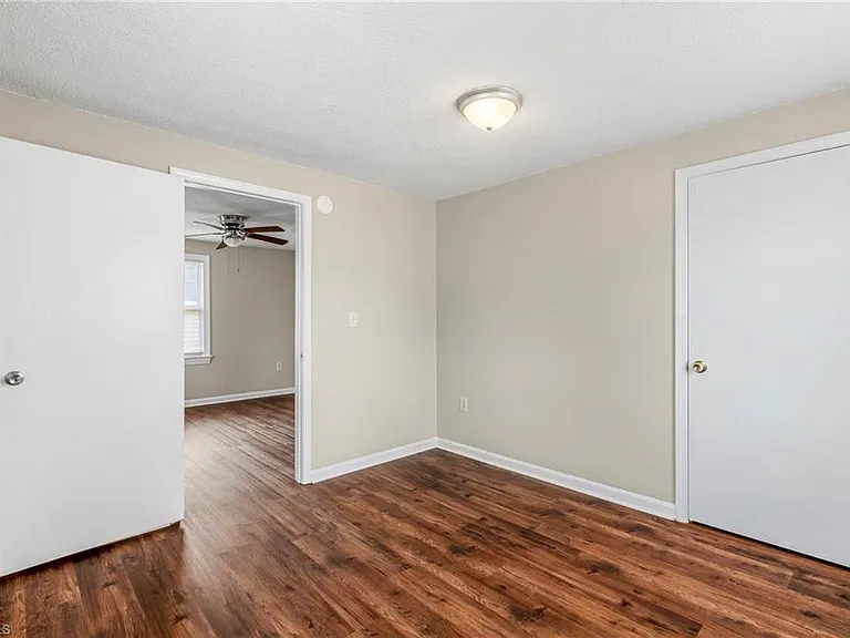 104 S Raleigh St — Photo 11