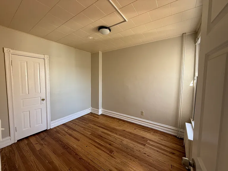 392 W Greenleaf St — Photo 8