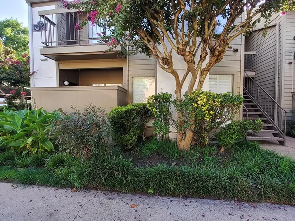 10051 Westpark Dr APT 261, Houston, TX 77042