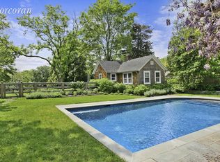 35 Oak Ln, Amagansett, NY 11930