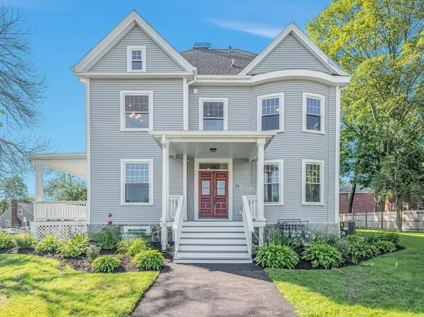 25 Conant St APT 2, Danvers, MA 01923