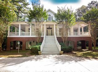 366 Grooms Rd, Fayetteville, GA 30215