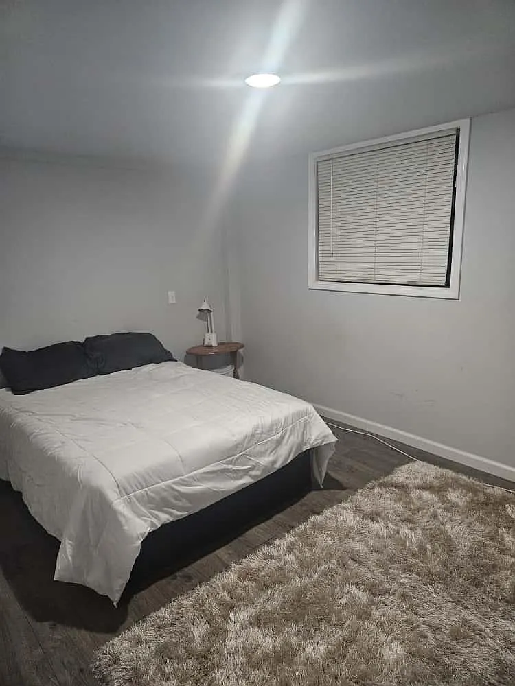 3 bed, 3.0 bath, 2000 sqft, $1,364 — Photo 1