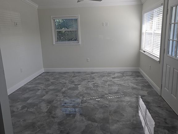 5th image of 3019 Apache St
