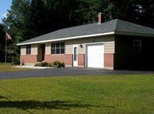 37 Crestwood Dr, Gorham, NH 03581