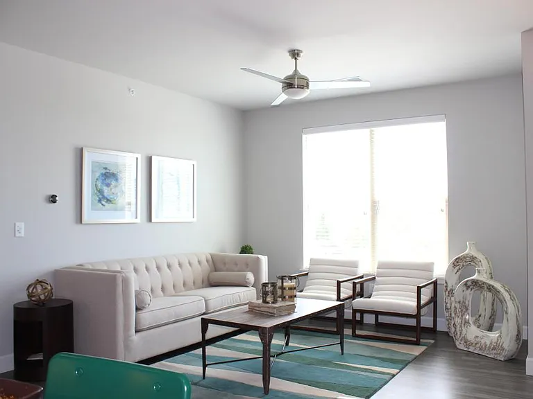 The Vue at Creve Coeur Apartments — Photo 116