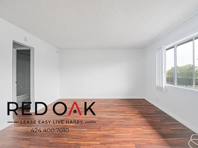 7466 Rosemead Blvd — Photo 5