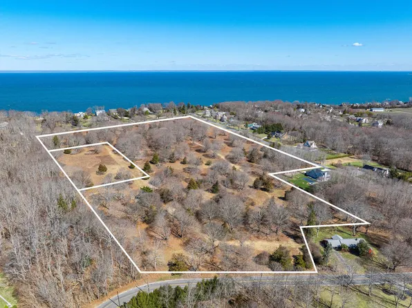 17240 Soundview Avenue, Southold, NY 11971