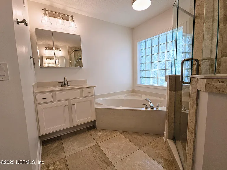 1440 Atlantic Breeze Way — Photo 37