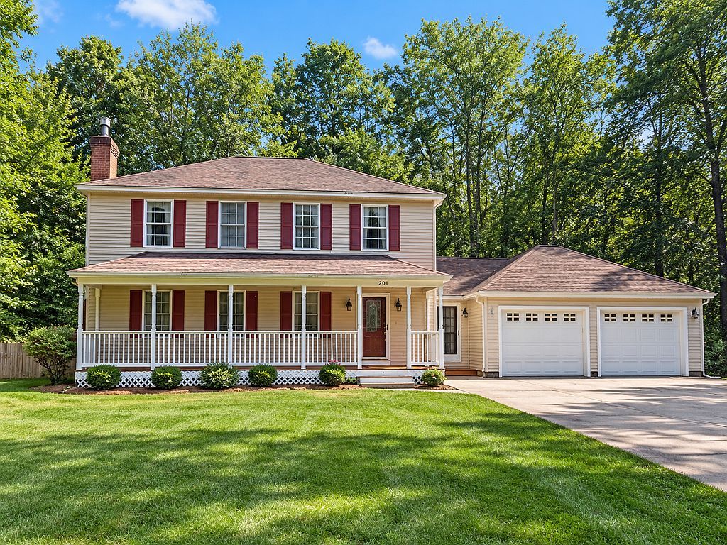 201 Mill St - Property Image