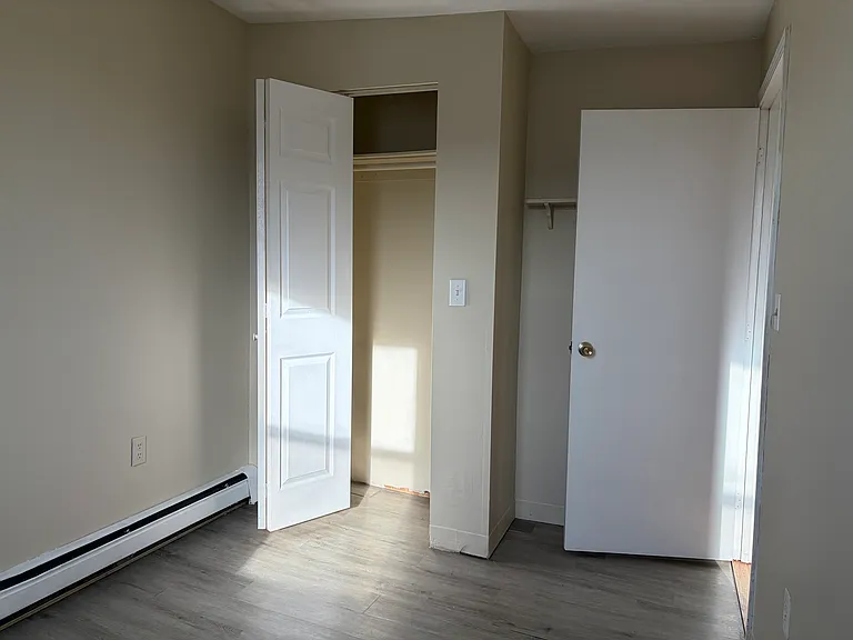 36 Cork St — Photo 1