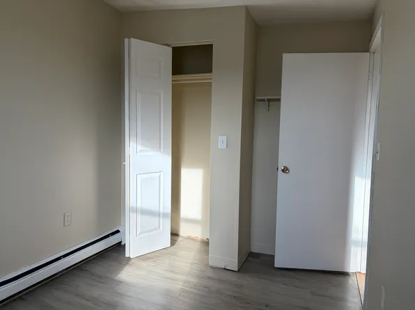 36 Cork St, Lowell, MA 01854