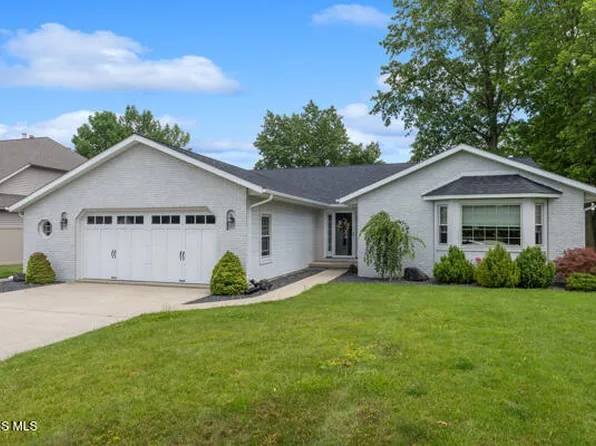 801 Inverness Dr, Defiance, OH 43512