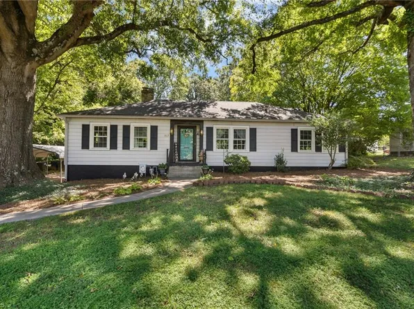 317 Fairview Dr, Lexington, NC 27292