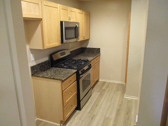 2nd image of 2336 Archwood Ln Unit 60