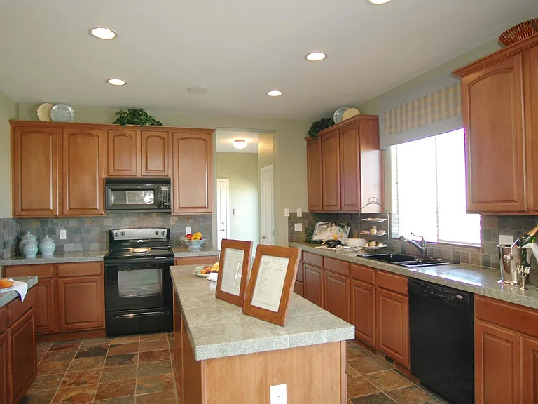 7515 Antelope Meadows Cir — Photo 18