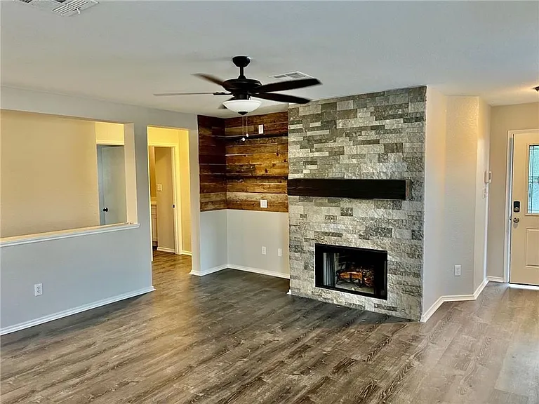 3401 Nocona Cv — Photo 2