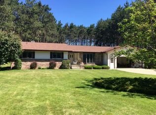 172 N Estates Dr, Gaylord, MI 49735